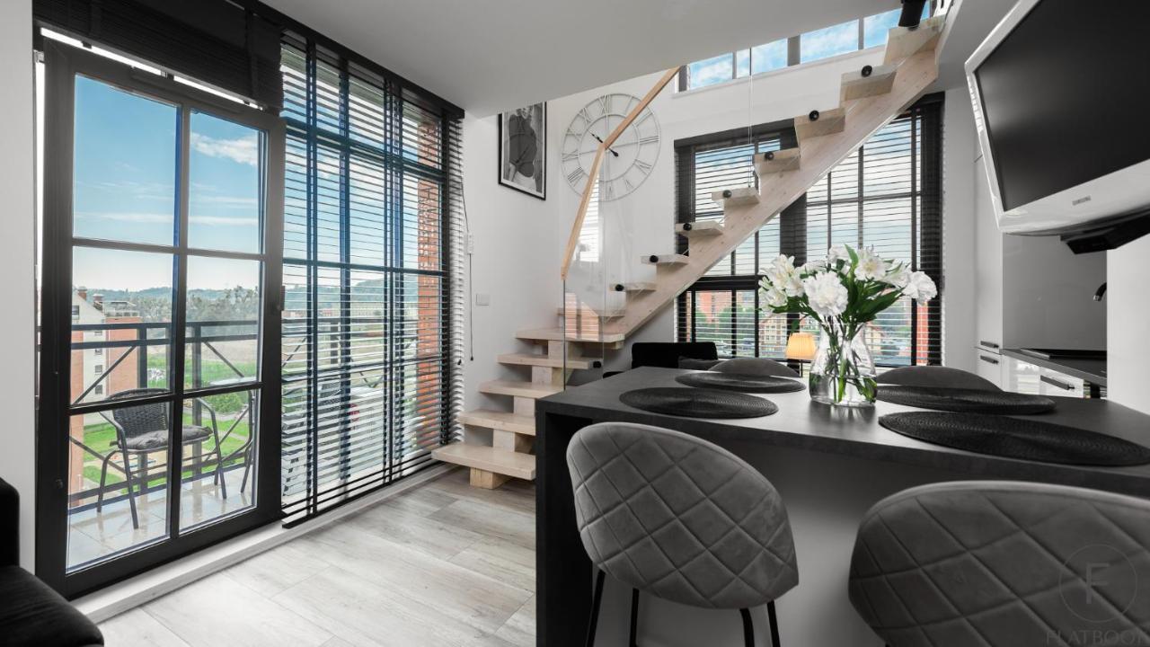 Flatbook - City Center Spa Apartments Dwie Motlawy グダニスク エクステリア 写真